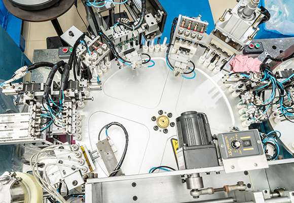 Automated cosmetic pen assembly machine for precision production