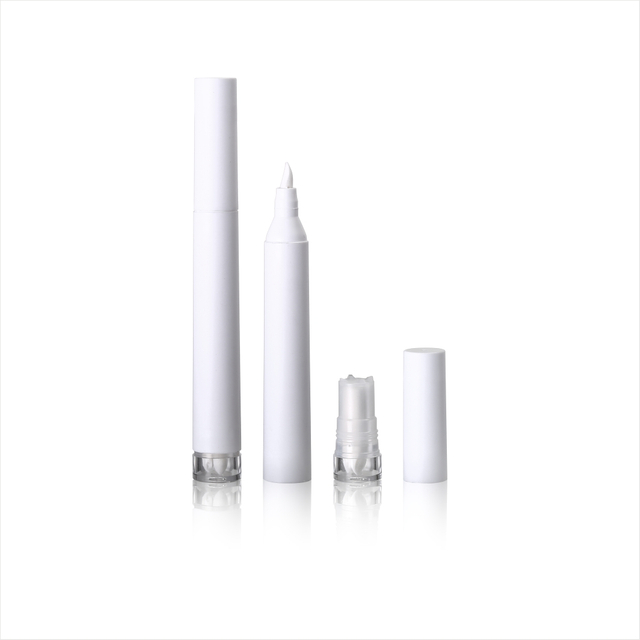 Air-Tight Cuticle Oil Pen with Replaceable Tips