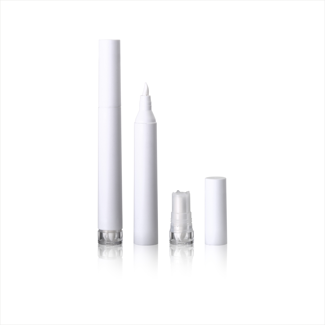 Air-Tight Cuticle Oil Pen with Replaceable Tips